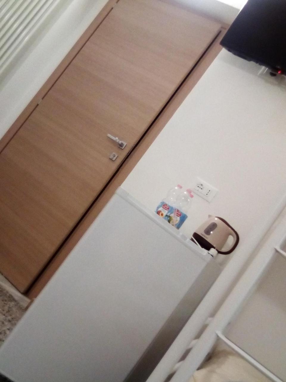 לינה וארוחת בוקר סן בנדטו דל טרנטו Officina Urban Sleep מראה חיצוני תמונה